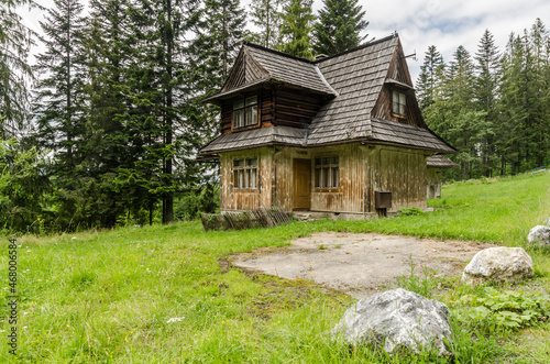 abondoned wood house at tatra mountains