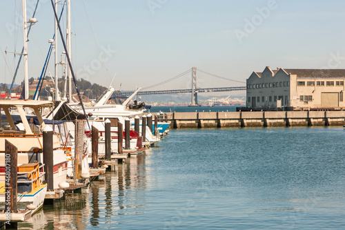 Blick von Pier 39 auf die San Francisco - Oakland Bay Bridge und Pier 35 in San Francisco photo