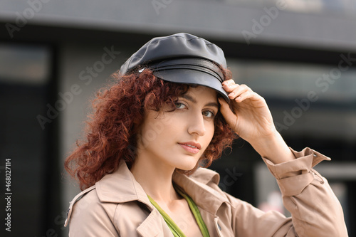 Portrait of young woman tou...