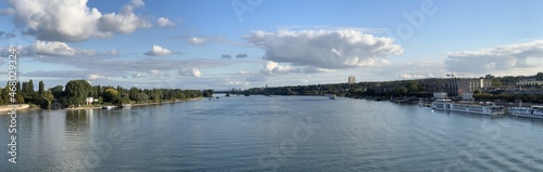 Blick von der Theodor-Heuss-Brücke in Mainz auf den Rhein © Daniel