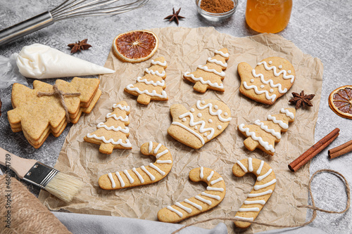 Homemade christmas gingerbr...