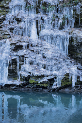 みそつちのつらら 三十槌の氷柱 埼玉県 秩父 三十槌渓谷