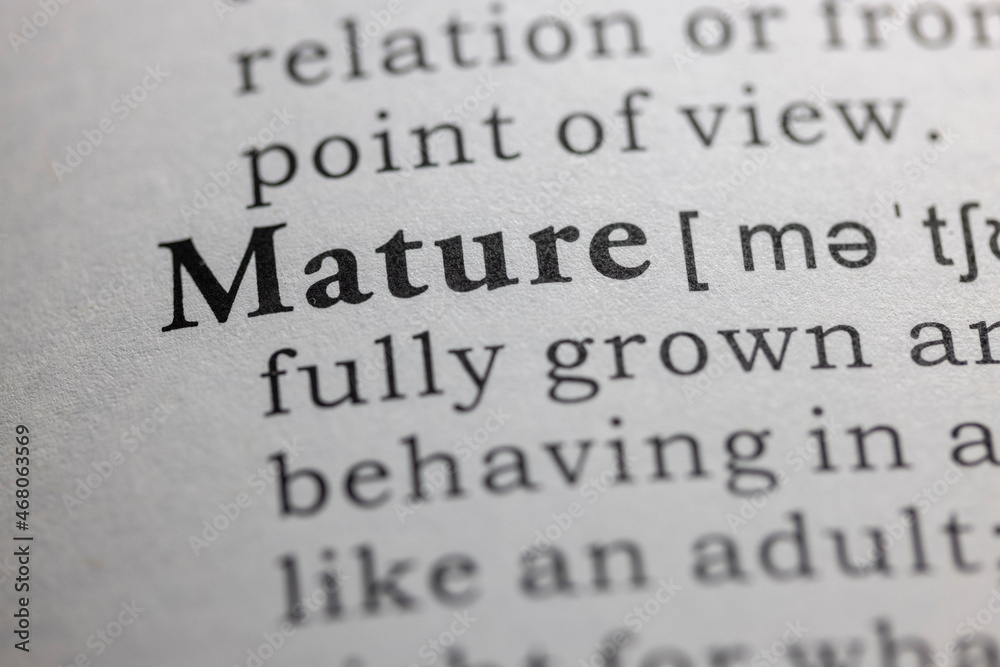 Obraz premium Dictionary definition of mature