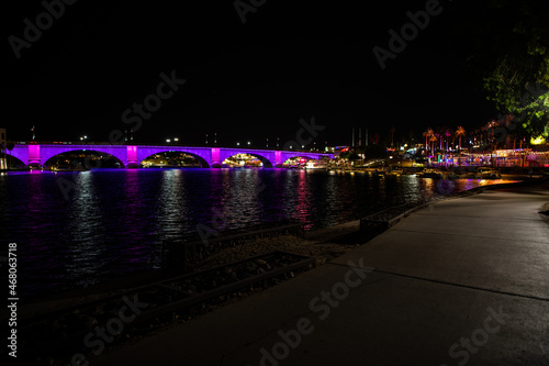 Photography Lake Havasu City in the evening.