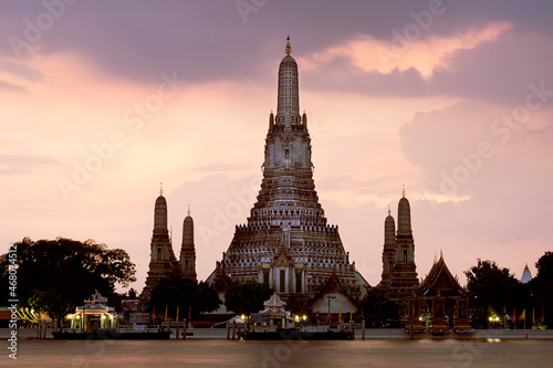 Phra prang wat arun in Thailand, Bangkok famous landmark in Thailand © chayanit
