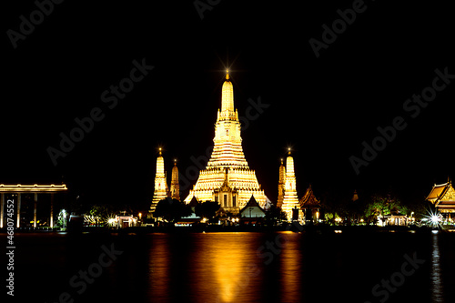 Wat arun phra Prang temple at night bangkok, Thailand