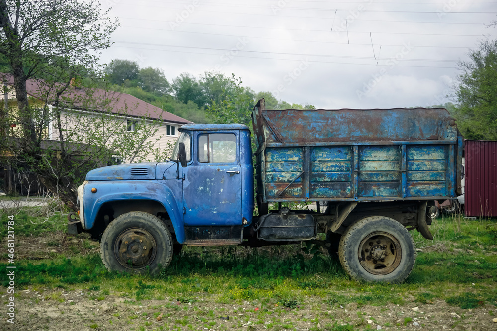 Obraz premium Old Russian truck in the village
