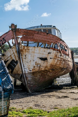 Cimeti  re de bateaux en Bretagne. France.