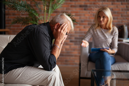 Fotografie A session with a psychologist doctor, mental support