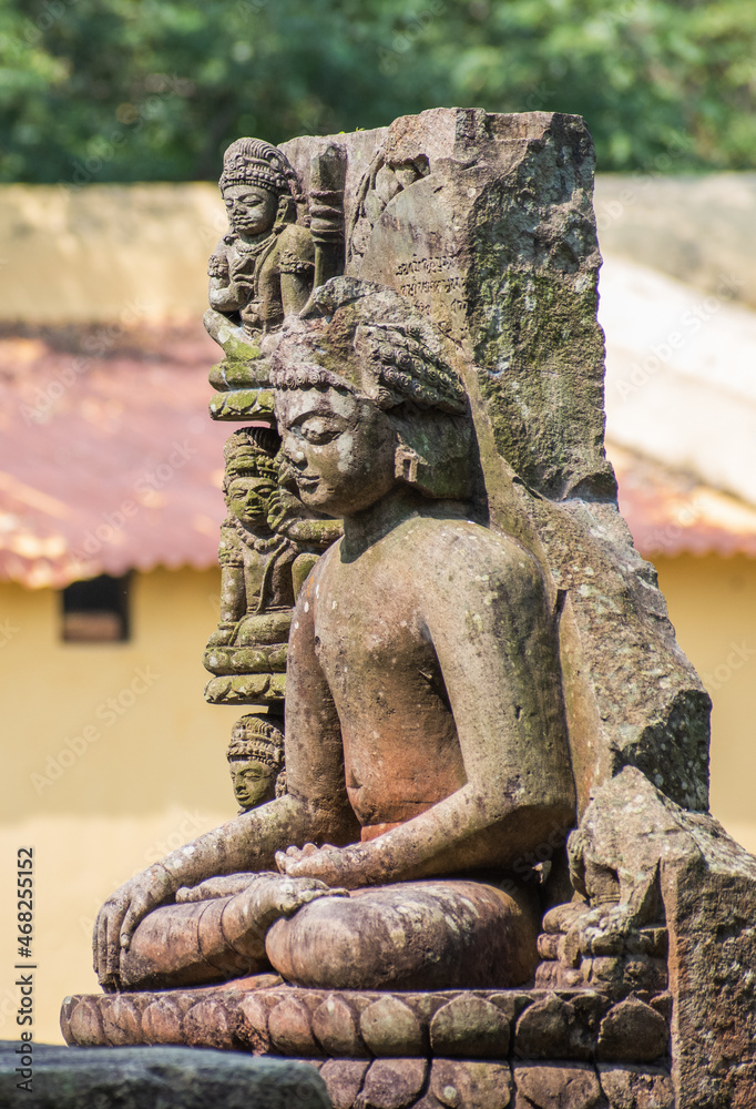 Obraz premium A beautiful buddha statue in odisha