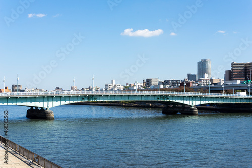 東京隅田川　言問橋の風景 © EISAKU SHIRAYAMA