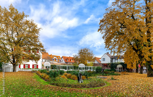 Ettlingen Park an der Residenz im Herbst