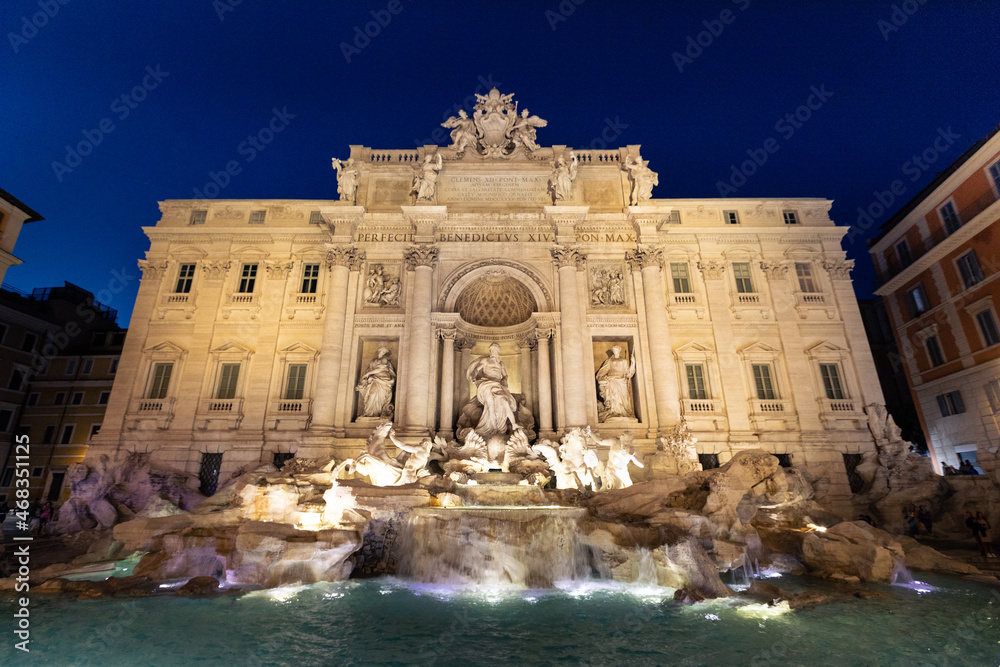 Naklejka premium View of Fontana di Trevi fountain, in Roma, Lazio, Italy.