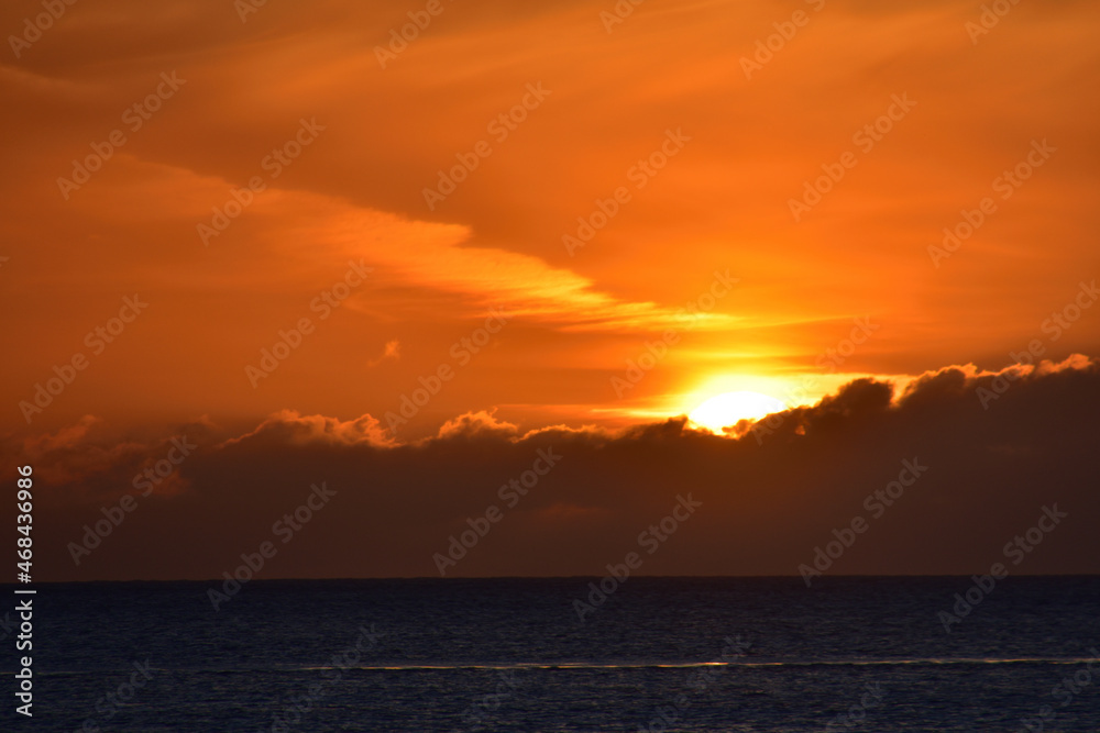 Fototapeta premium Sunset on the sea with clouds on the beach of Doniños in Ferrol