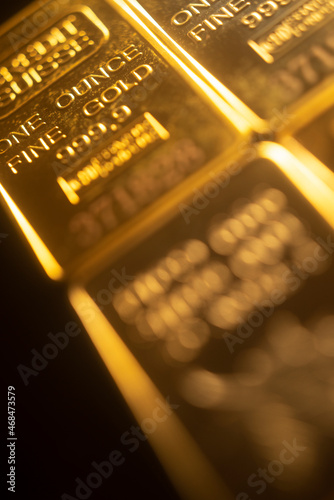 Gold bullion ingot bar