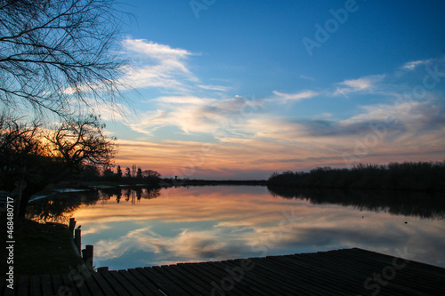 Fototapeta Naklejka Na Ścianę i Meble -  Sunset on the Gualeguaychu River. Entre Rios. Argentina