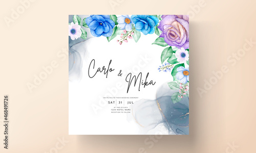 Elegant flower leaves wedding invitation card template © mariadeta