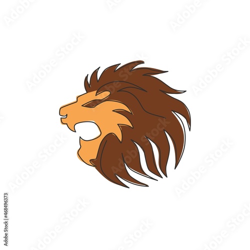 Single continuous line drawing of elegant lion head for sport club logo identity. Dangerous big cat mammal animal mascot concept for game club. Dynamic one line draw design illustration vector graphic