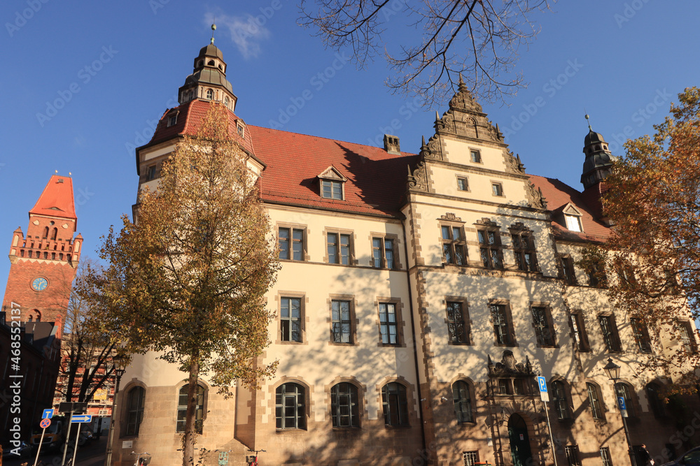 Cottbus, Schloßturm und Amtsgericht in der Altstadt