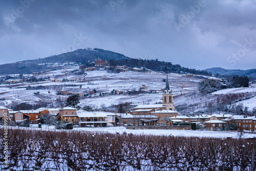 Schilderij op canvas Village of Denice and landscape of Beaujolais under the snow