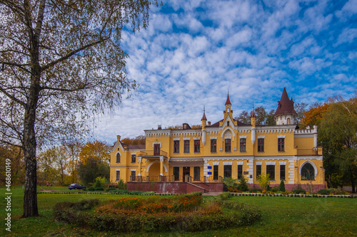 Wallpaper Mural the royal palace country Torontodigital.ca
