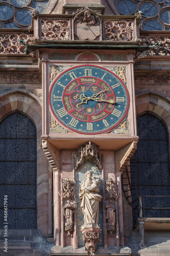 Astronomic clock on the outside of the Notre Dame Cathedral, Strasbourg, Alsace, France