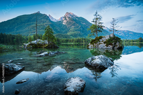 Morgens am Hintersee in Berchtesgarden