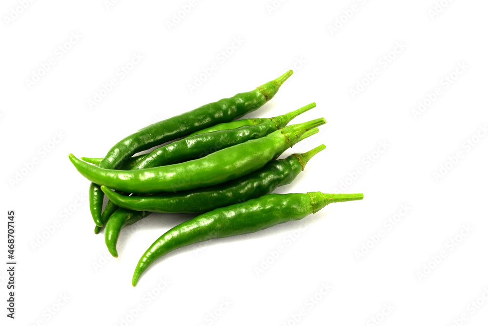 白背景の青唐辛子
Green pepper on white background 白背景の青唐辛子
Green pepper on white background