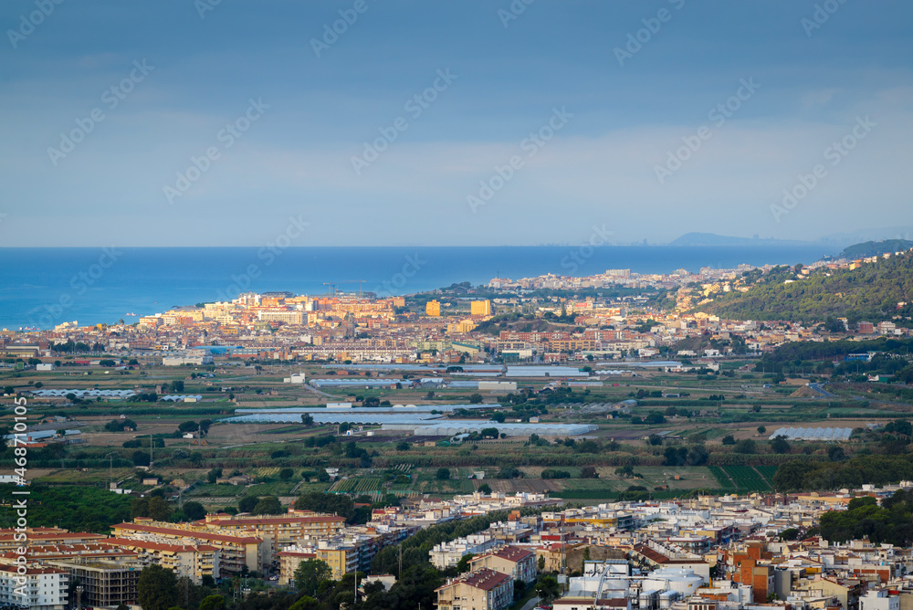 Paysage et ville de Malgrat De Mar en Espagne