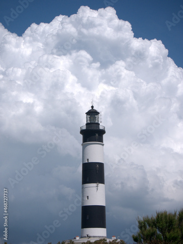lighthouse Oléron coast island