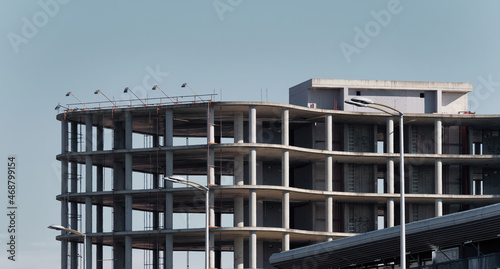 Canvas Print Daylight shot of monolithic structures in the construction process