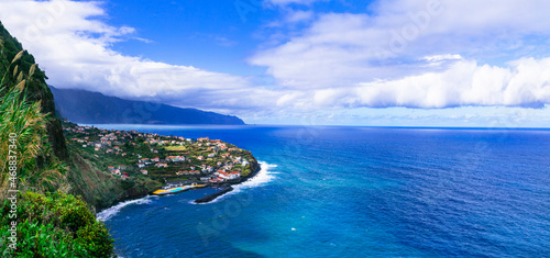 Cuadro en lienzo Madeira island sea nature scenery