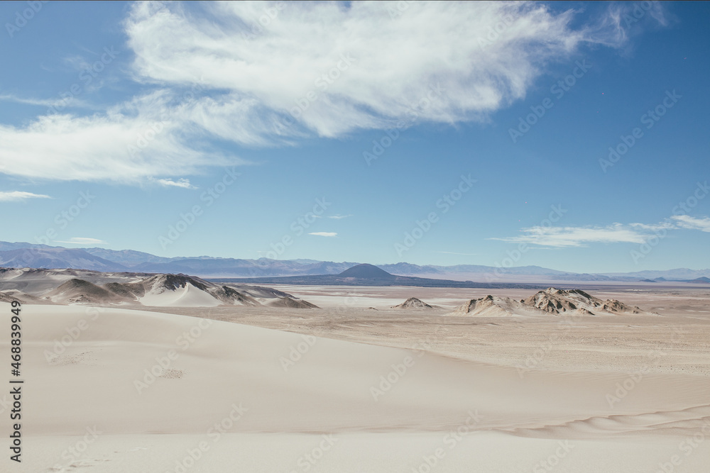 Desierto y arena