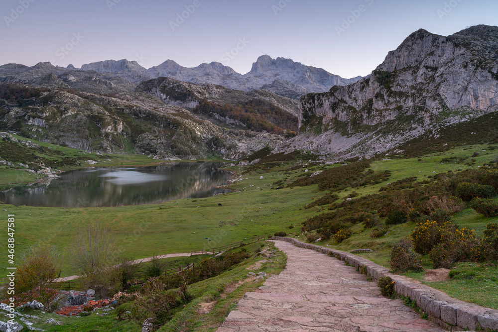 Access to Ercina lake from the Entrelagos viewpoint in the Covadonga Lakes. Picos de Europa National Park in Asturias, Spain.