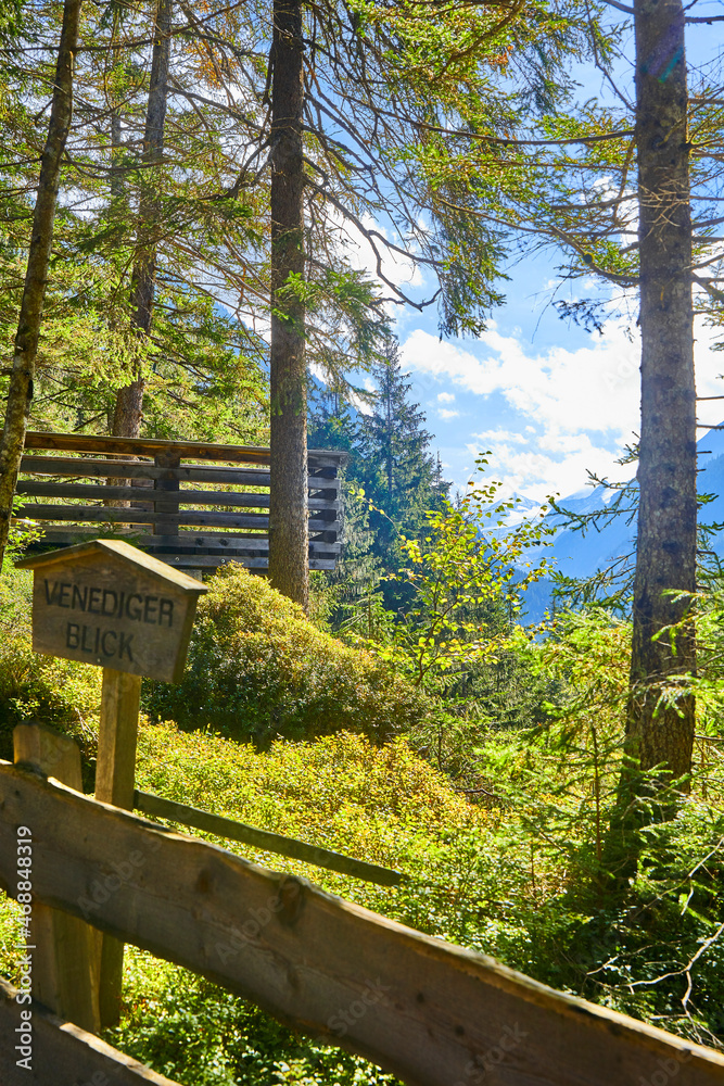 Schönes Bergpanorama in den österreichischen Alpen, Salzburger Land, Untersulzbachtal, bei Neukirchen, mit Venedigerblick. Schönes Bergpanorama in den österreichischen Alpen, Salzburger Land, Untersulzbachtal, bei Neukirchen, mit Venedigerblick.