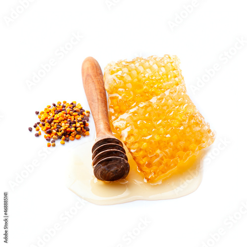 Honeycomb with honey pollen
