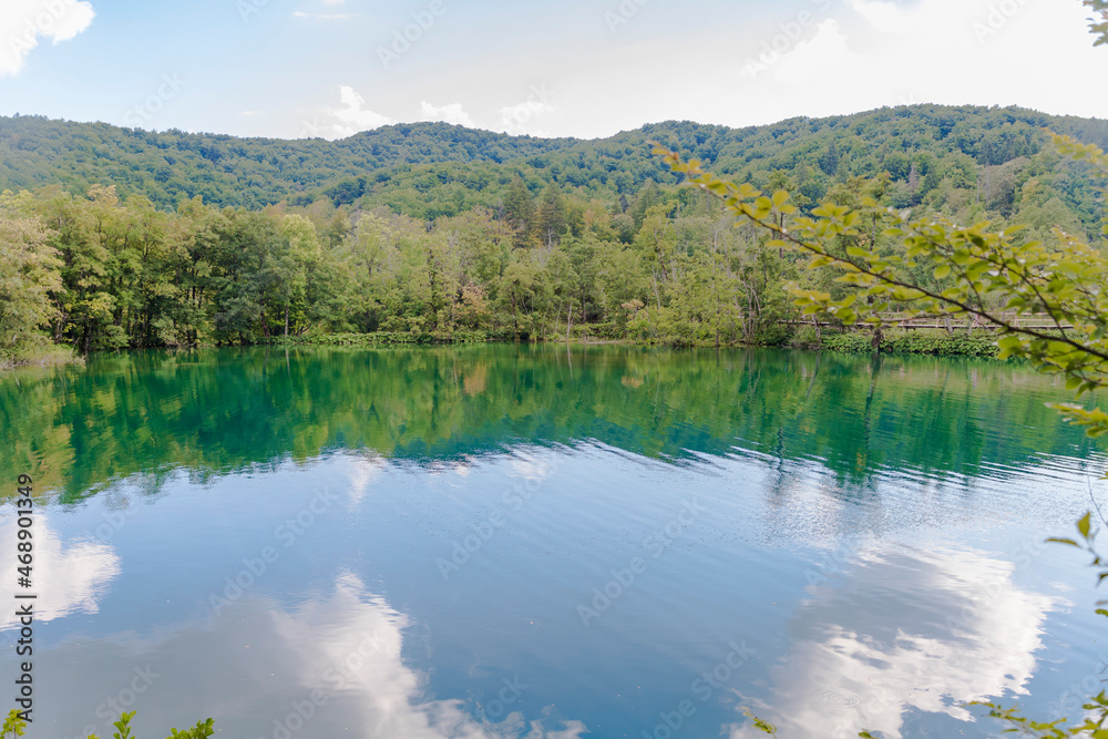 Plitvice lakes national park HD wallpaper - free download Plitvice lakes national park HD wallpaper - free download