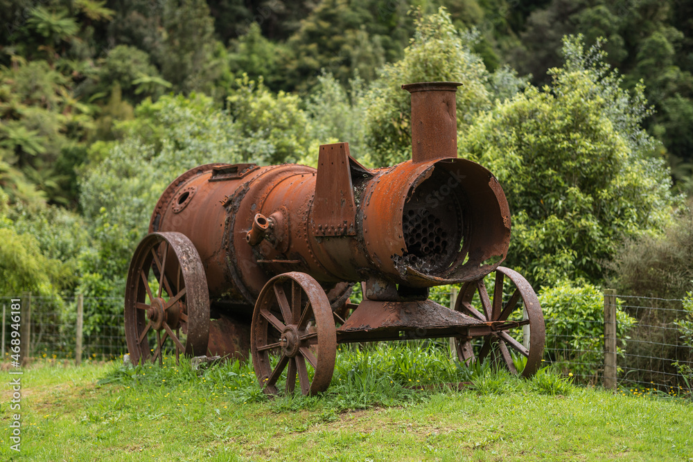 historic steam tractor found in New Zealand