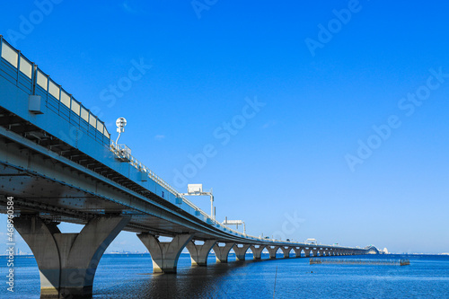 【千葉県木更津市】東京湾アクアラインと青空風景