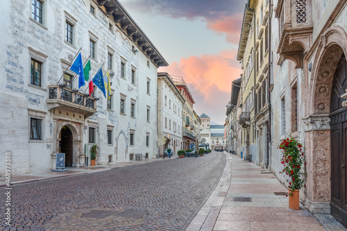Fototapeta Naklejka Na Ścianę i Meble -  Trento city Trento Alto Adige Piazza del duomo Trient Trentino Südtirol Italien san Vigilio Palazzo Pretorio Castello del Buonconsiglio 