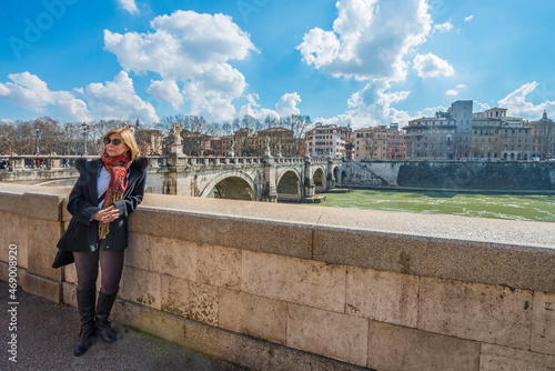 Beatiful Lady in the Tiber River's edge. Rome, Italy, Feb 2015 © Wagner