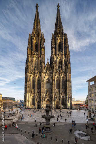 Western facade of Cologne Cathedral (November 2021)  - for the first time in 25 years without any scaffolding