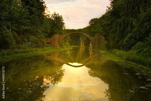 Rakotzbrücke im Rhododendronpark in Kromlau ein einmaliges Bauwerk photo