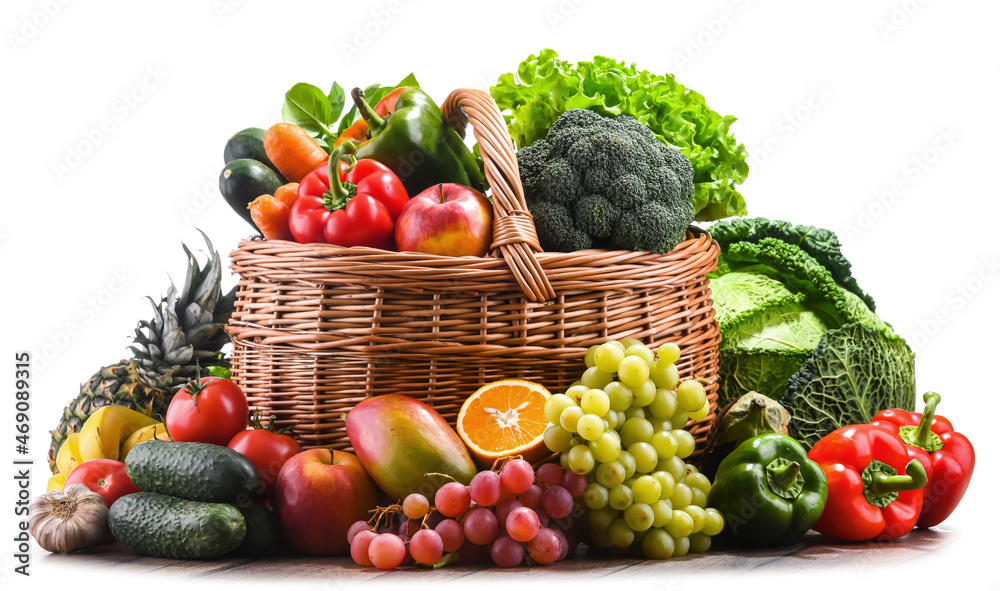 Composition with assorted organic vegetables and fruits Composition with assorted organic vegetables and fruits