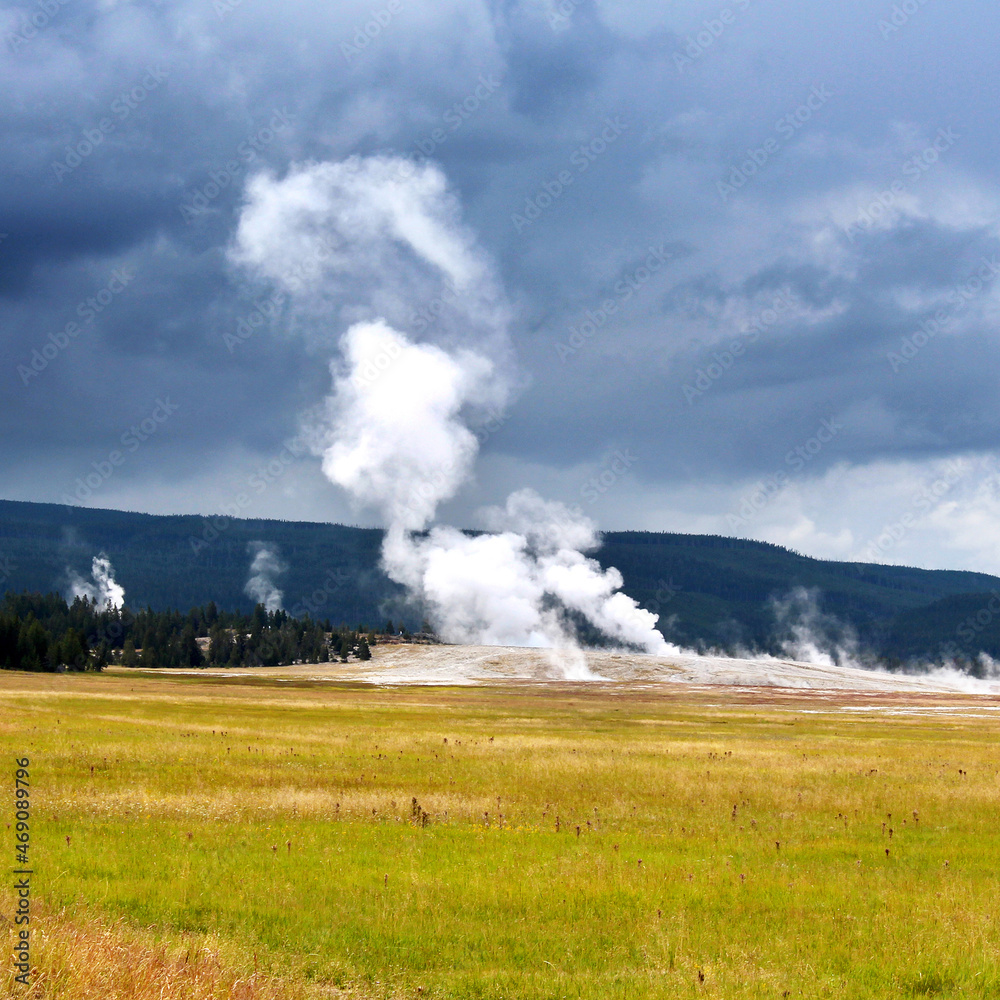 Yellowstone National Park - Geothermal activity Yellowstone National Park - Geothermal activity