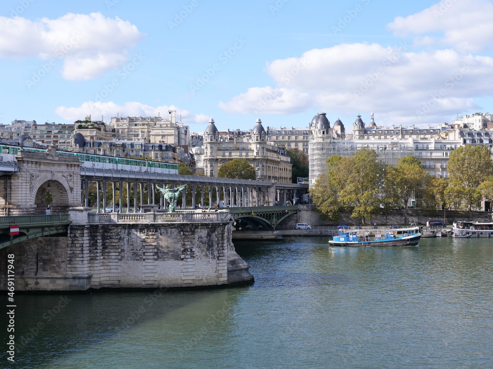 The Seine river and the Bir-Hakheim. October 2021, Paris, France. The Seine river and the Bir-Hakheim. October 2021, Paris, France.
