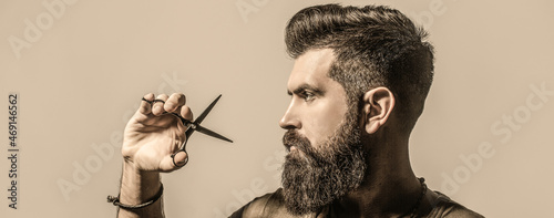 Konstfotografi Male in barbershop, haircut, shaving