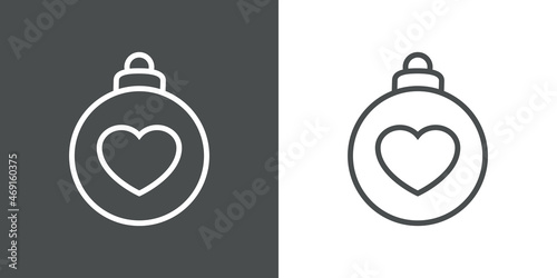 Decoración para árbol de navidad. Icono silueta de bola de navidad con corazón con líneas en fondo gris y fondo blanco