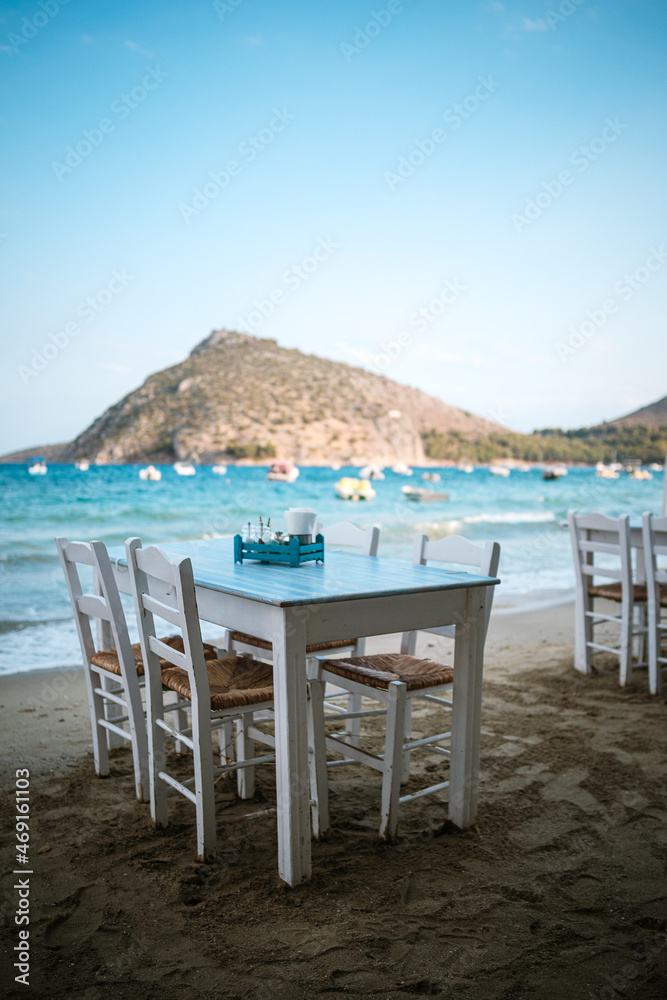 Taverne Tisch am Meer