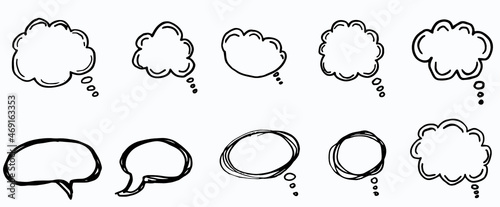 Doodle chat cartoon bubbles. Hand drawn vector set. Isolated on white background